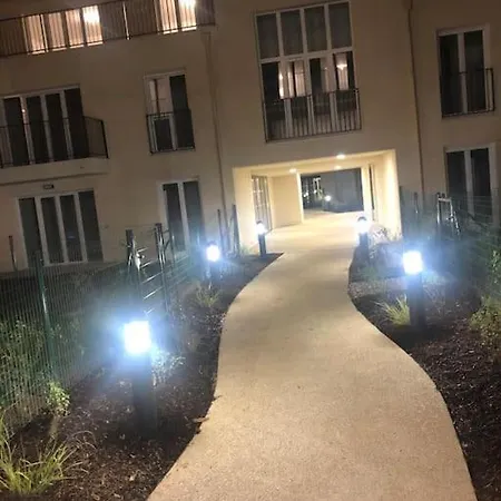 Lägenhet Duplex A 15min De Paris Rosny-sous-Bois